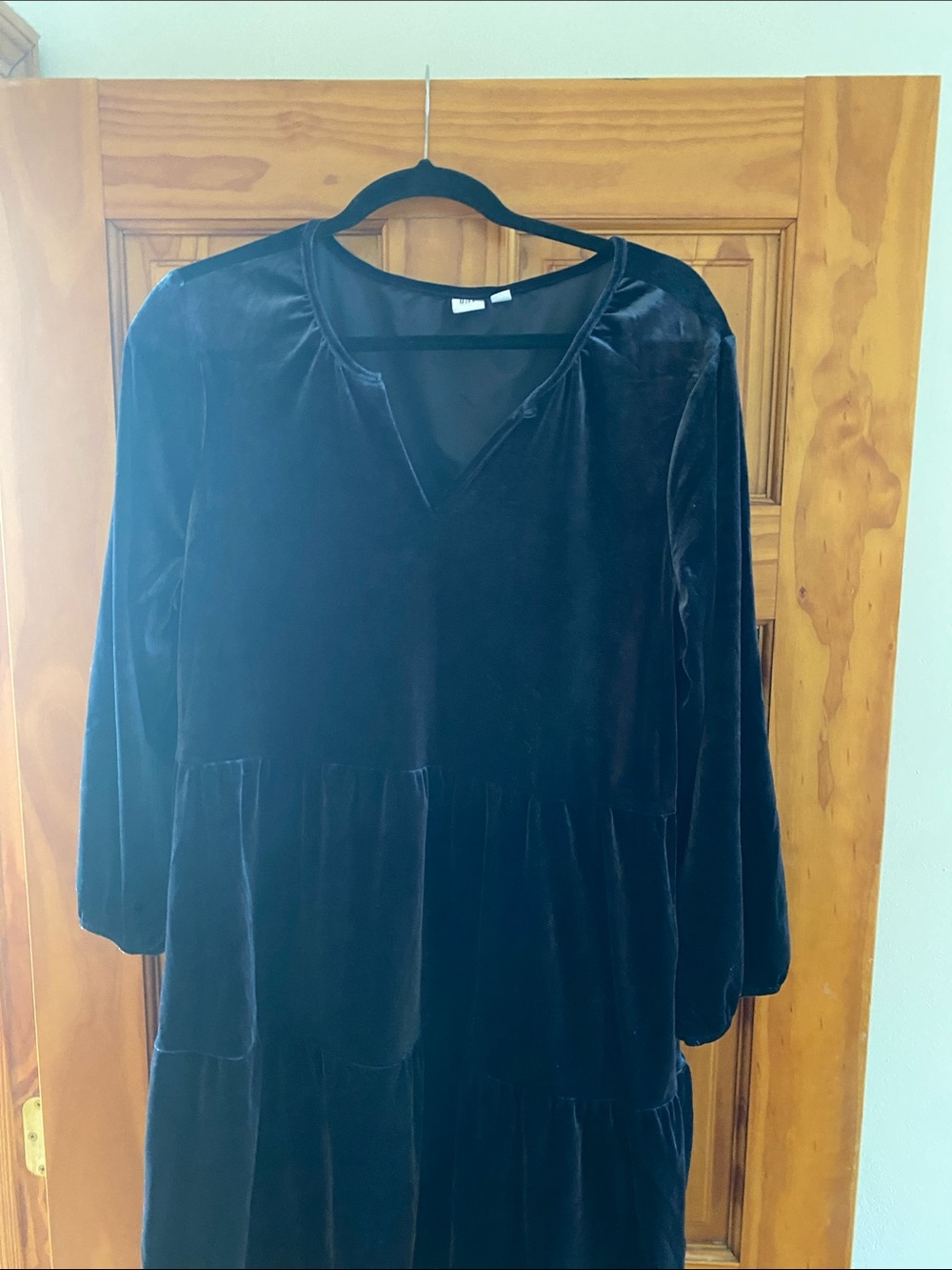 Velvet Tiered Long-Sleeve Top - Black